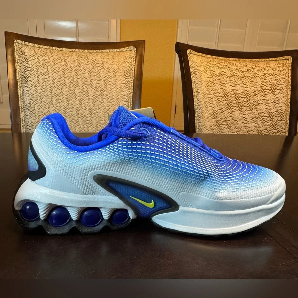 New Nike Air Max DN Blue White Sneaker Shoes Size US 6